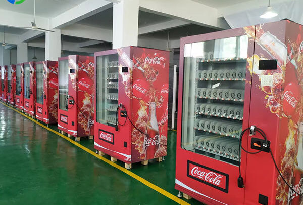 high capacity snack drink vending machine by foodline